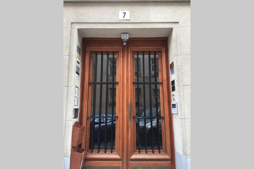 Nice And Cozy Apartment Next To The Parliament Budapeste Exterior foto